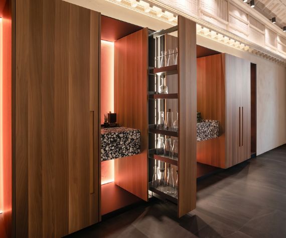 baner_EuroCucina2026_wnetrze_szafki_8