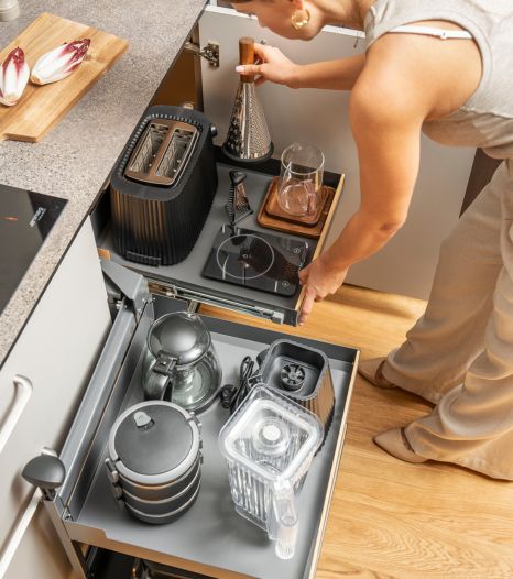 System narożny Magic Corner Comfort z wysuniętymi p&oacute;łkami