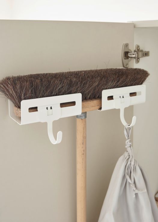 Porządek w szafkach gospodarczych i pod zlewem